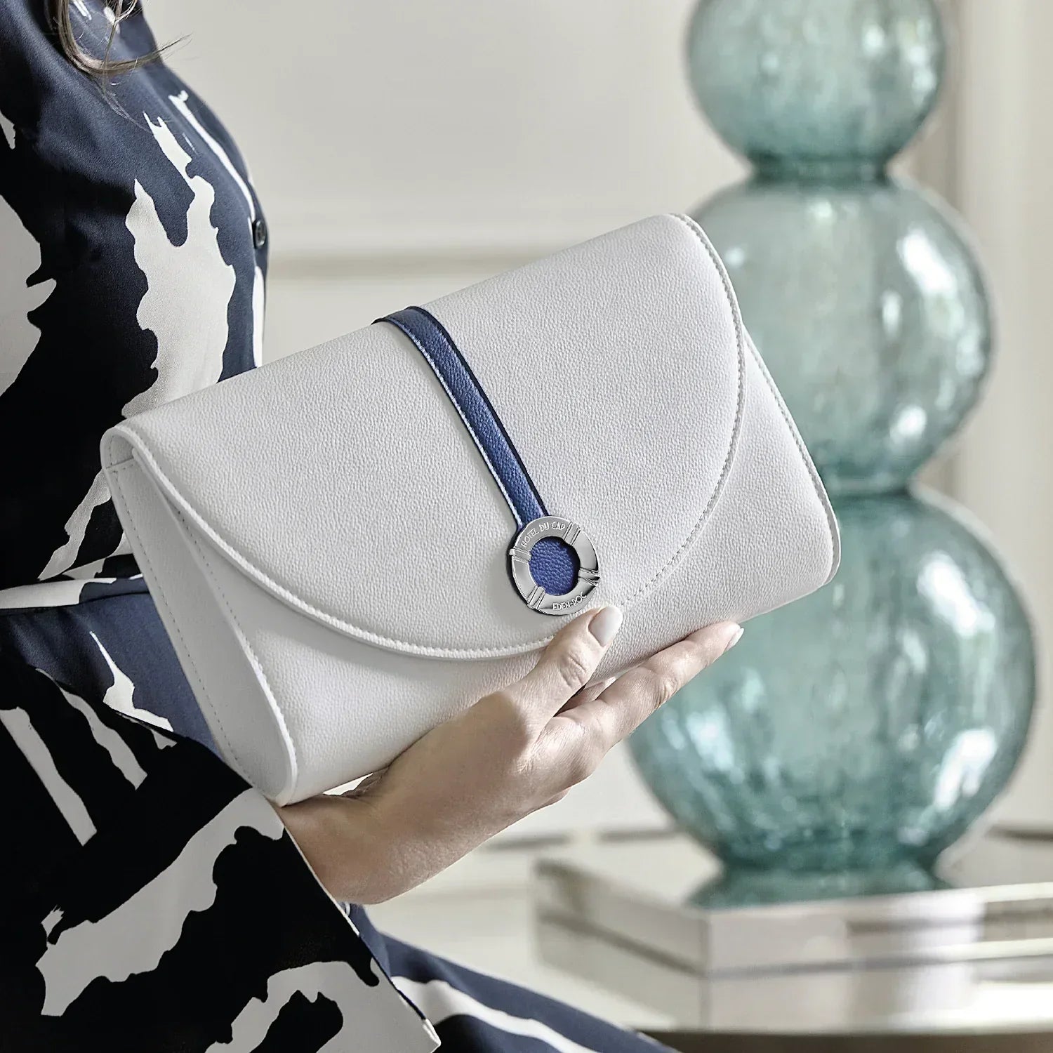 MAES Paris x Hôtel du Cap-Eden-Roc : l’alliance du luxe responsable et de l’artisanat français