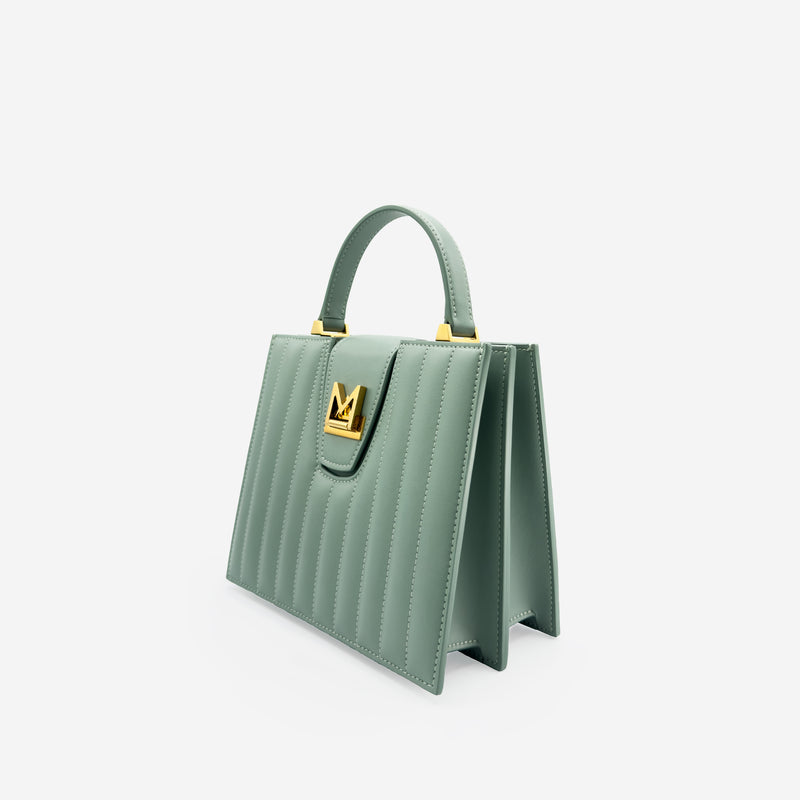 Sac M24/20 par MAES Paris - vue de profil [color:vert sauge, sage green][finish:doré,gold]