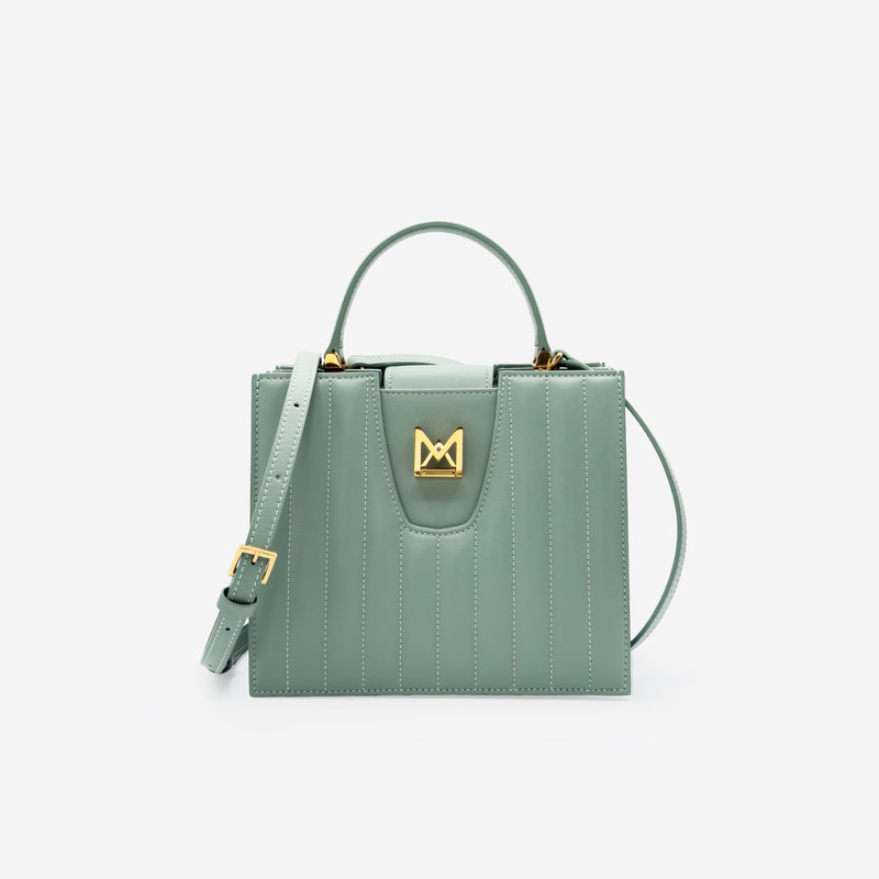 Sac M24/20 par MAES Paris - vue de face avec bandoulière [color:vert sauge, sage green][finish:doré,gold]
