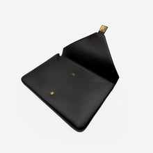 Pochette PC M24 MAES Paris en matière végane - vue ouvert [color:noir,black]