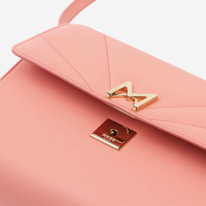 sac à main M1_01 en cuir de veau upcyclé couleur corail - zoom