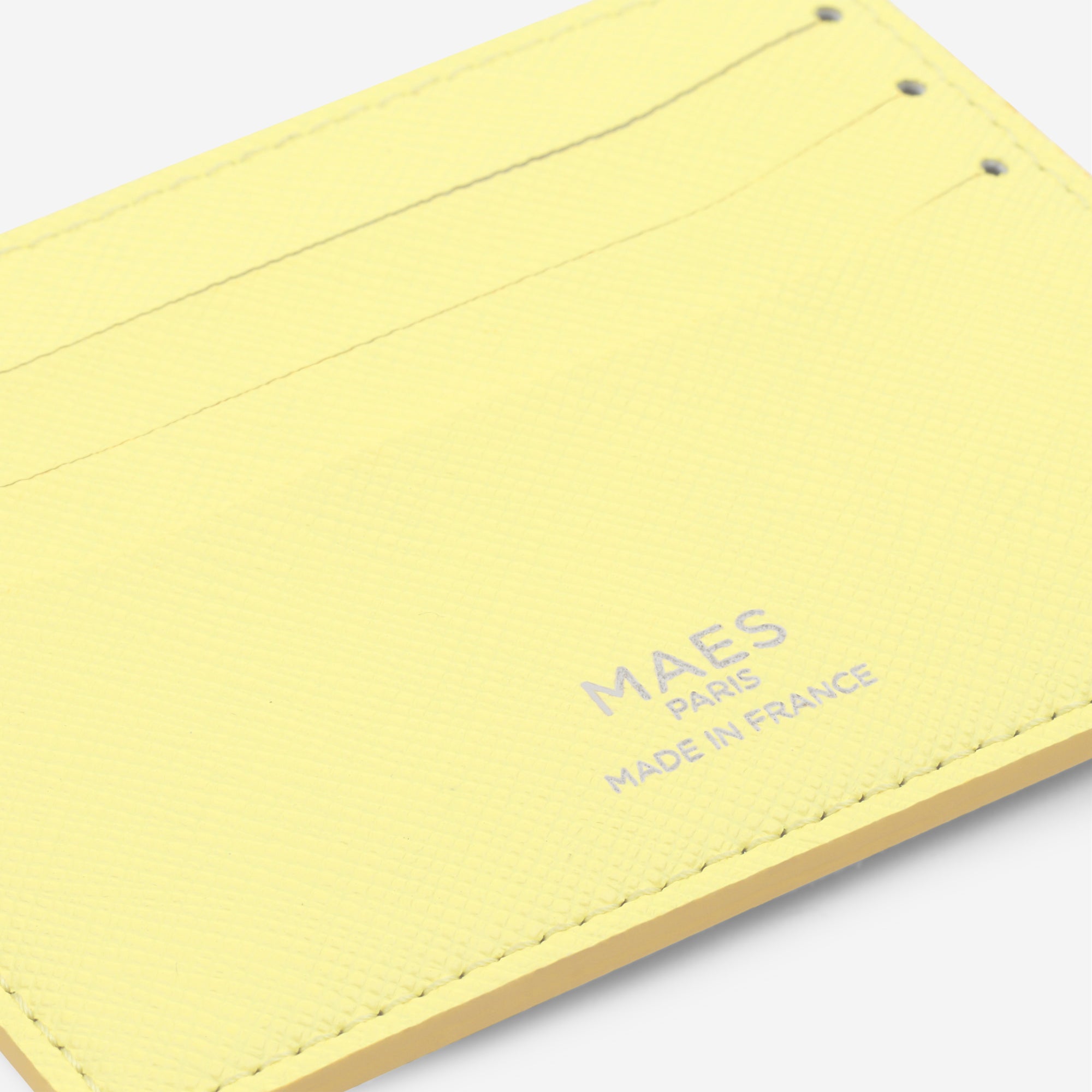 MAES Paris - Porte-cartes M24 en matière végane issue de mycélium - zoom [color:jaune saffiano,saffiano yellow]