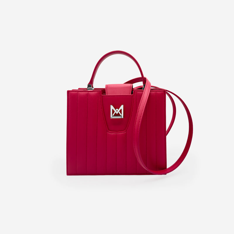 MAES Paris, sac M24/20 en M_MAT_mycelium Rose Rubis et Argent - vue avec bandoulière [color:rose rubis,pink ruby][finish:argenté,silver]