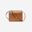 Sac à main M1_01 camel vu de dos - MAES Paris, Haute Maroquinerie innovante & responsable [color:camel]