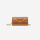 Pochette avec chaine M1_02 camel vue de face - MAES Paris, Haute Maroquinerie innovante & responsable  [color:camel]