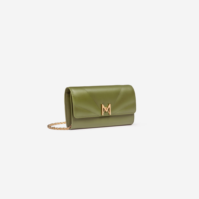 Pochette avec chaine M1_02 en M_MAT_mycelium kaki vue de profil - MAES Paris, Haute Maroquinerie innovante & responsable [color:vert kaki,khaki green]