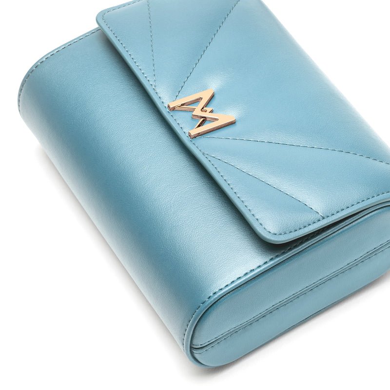 Sac à main M1_06 denim vu de dessus - MAES Paris, Haute Maroquinerie innovante & responsable [color:bleu denim,denim blue]